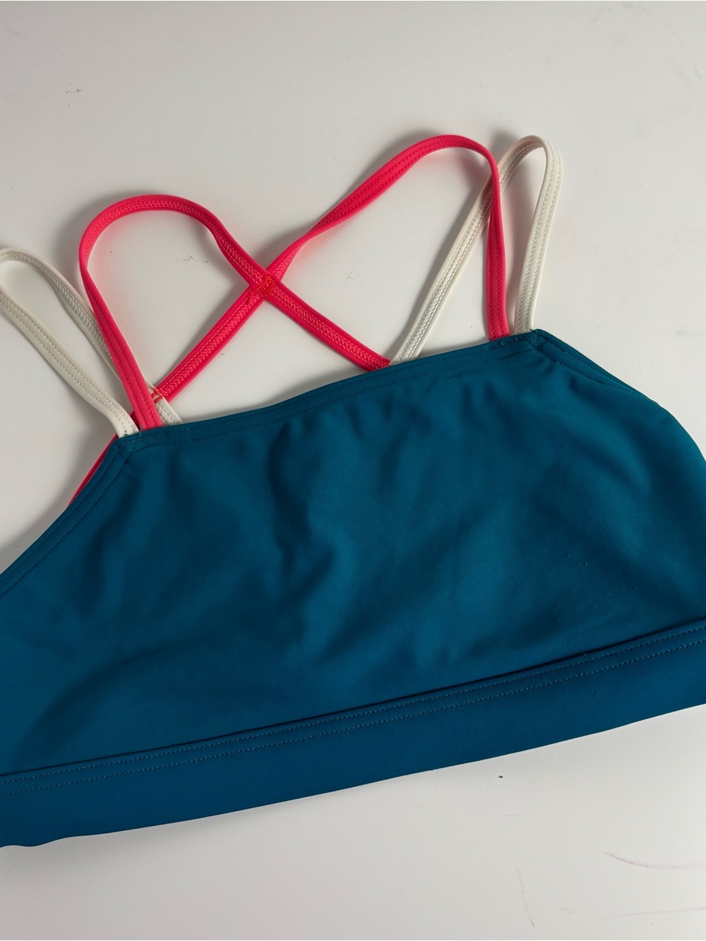 Girl’s Abercrombie kids sports bra/ training top 9 / 10